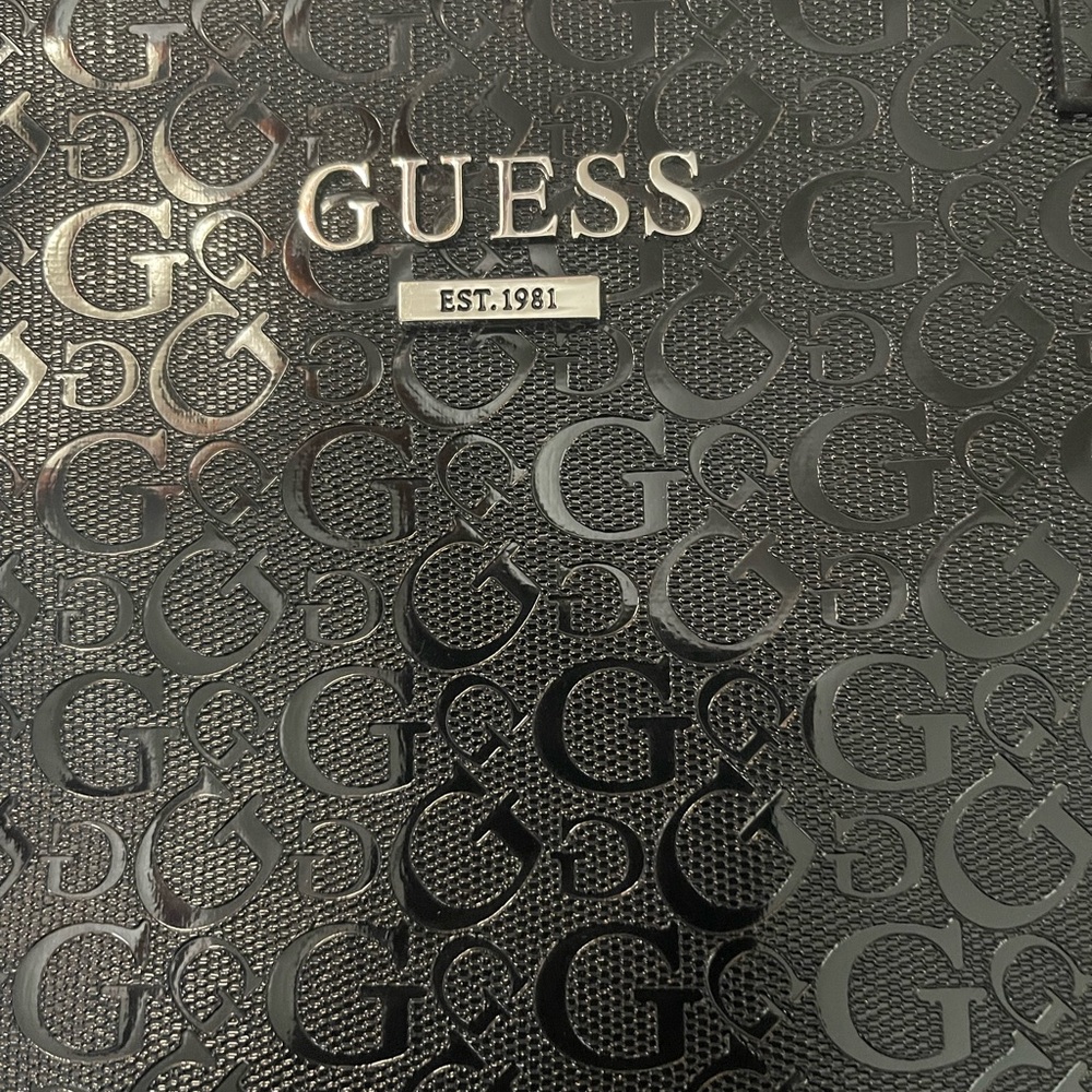 GUESS tote - Picture 5 of 5
